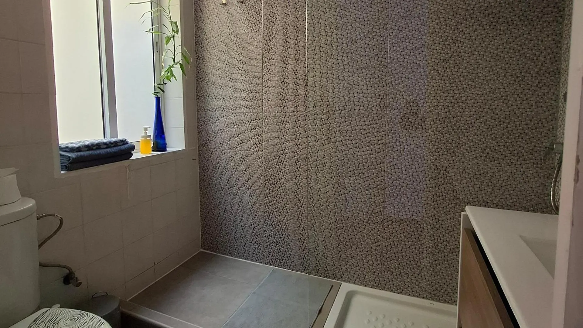 Habitacion Doble Con Bano Y Terraza Privada El Medano  El Medano (Tenerife)